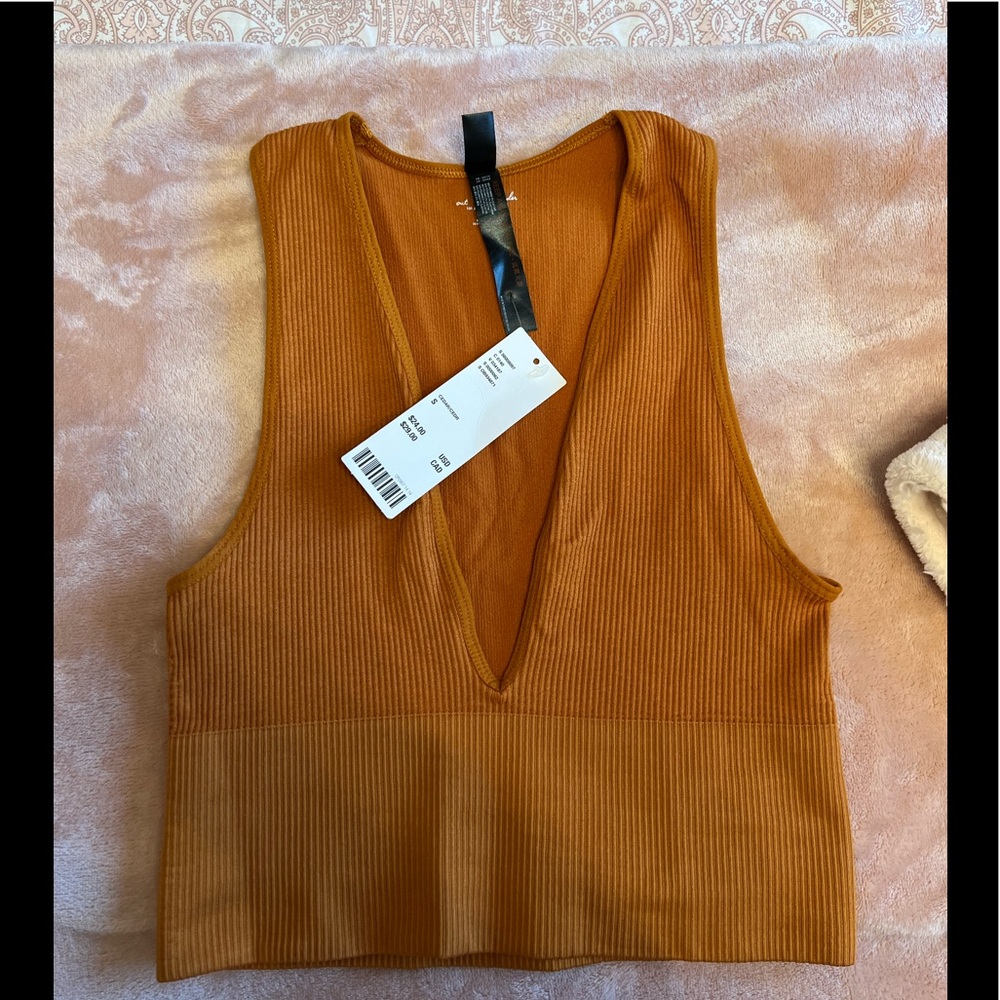 Nwt urban tank top